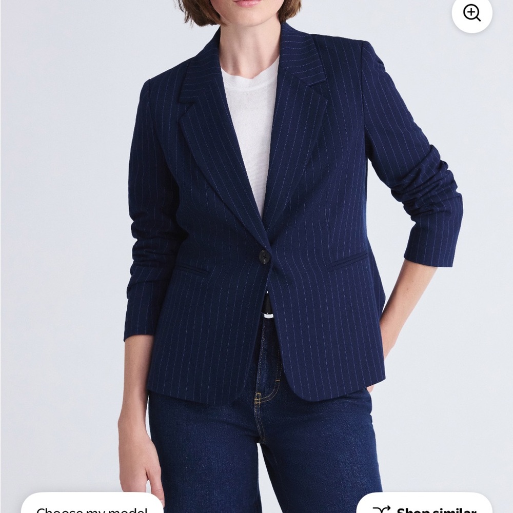 Free Assembly Women's Navy Pinstripe Blazer, NWT, Sz Small